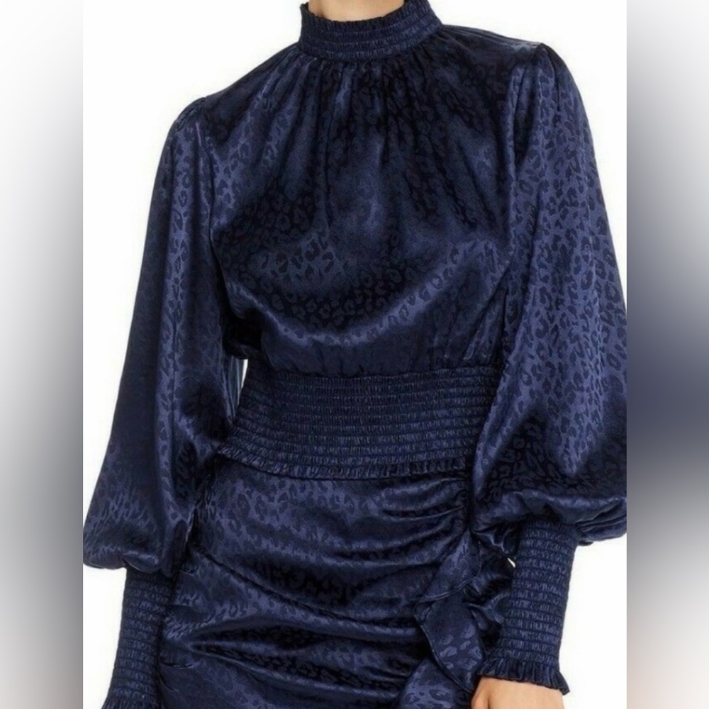 AQUA Navy Black‎ Jacquard Animal Print Long Sleeve Mock Neck Top Women's Medium